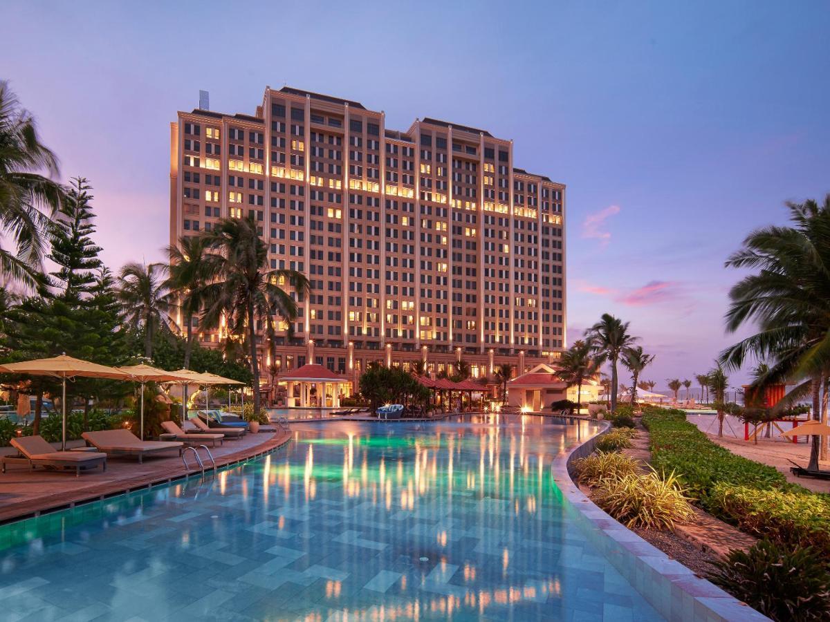 Holiday Inn Resort Ho Tram Beach By Ihg Buitenkant foto