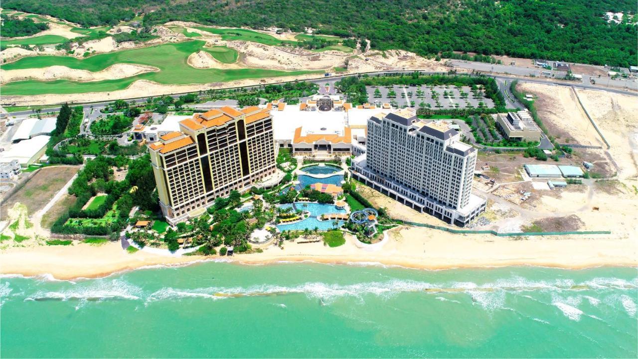 Holiday Inn Resort Ho Tram Beach By Ihg Buitenkant foto